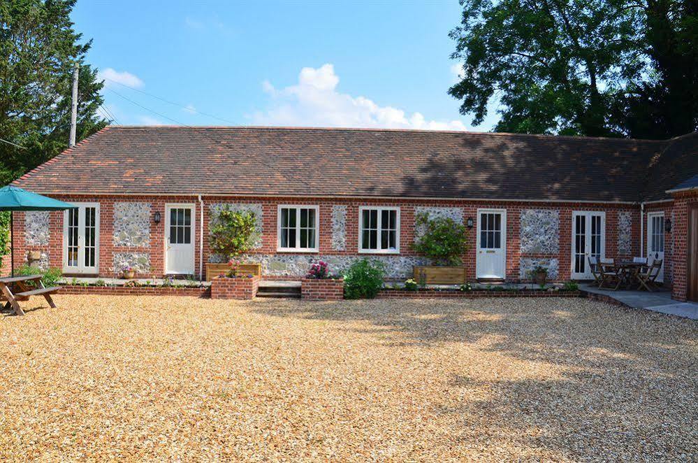 Stonehenge Cottages Salisbury Exterior photo